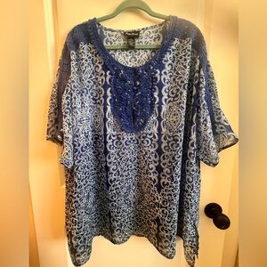 MAGGIE BARNES WOMENS 2X TOP/ COVERUP